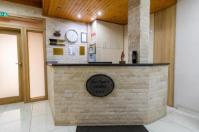Tisza Panzió és Apartman
